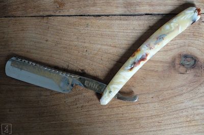 couteau pliant